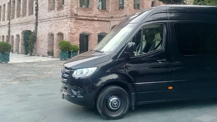 Mercedes Benz VIP Sprinter