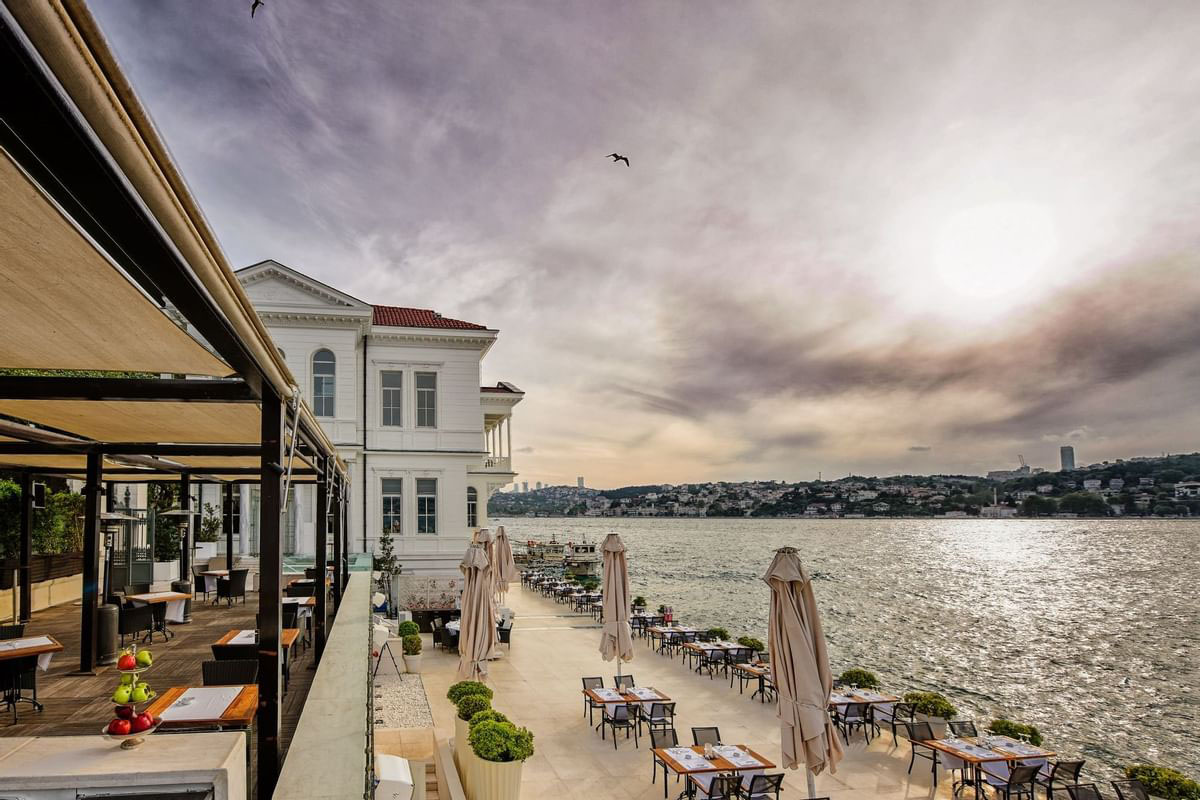 airport to ajia hotel