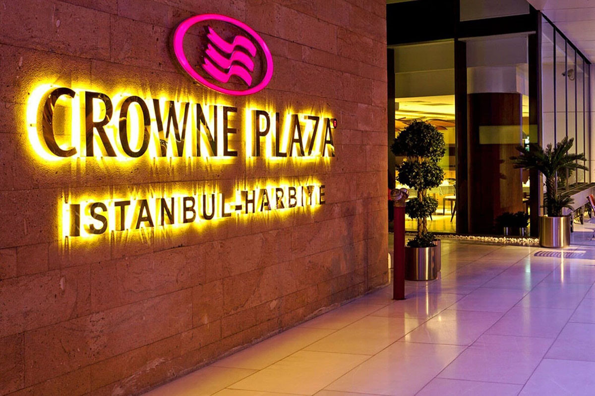 Airport to Crowne Plaza Istanbul Harbiye Transfer