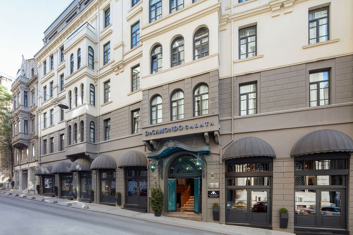 Airport to DeCamondo Galata a Tribute Portfolio Hotel Transfer