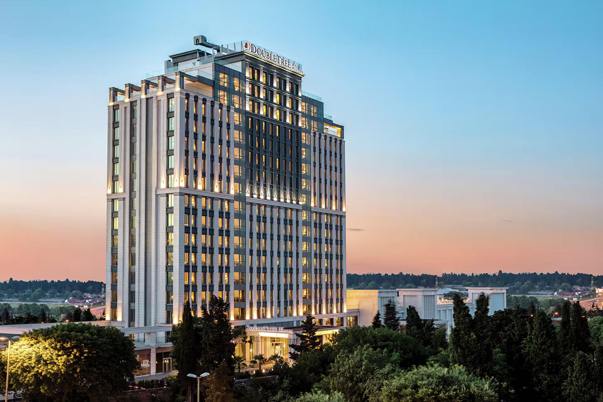 airport to DoubleTree by Hilton Topkapi transfer