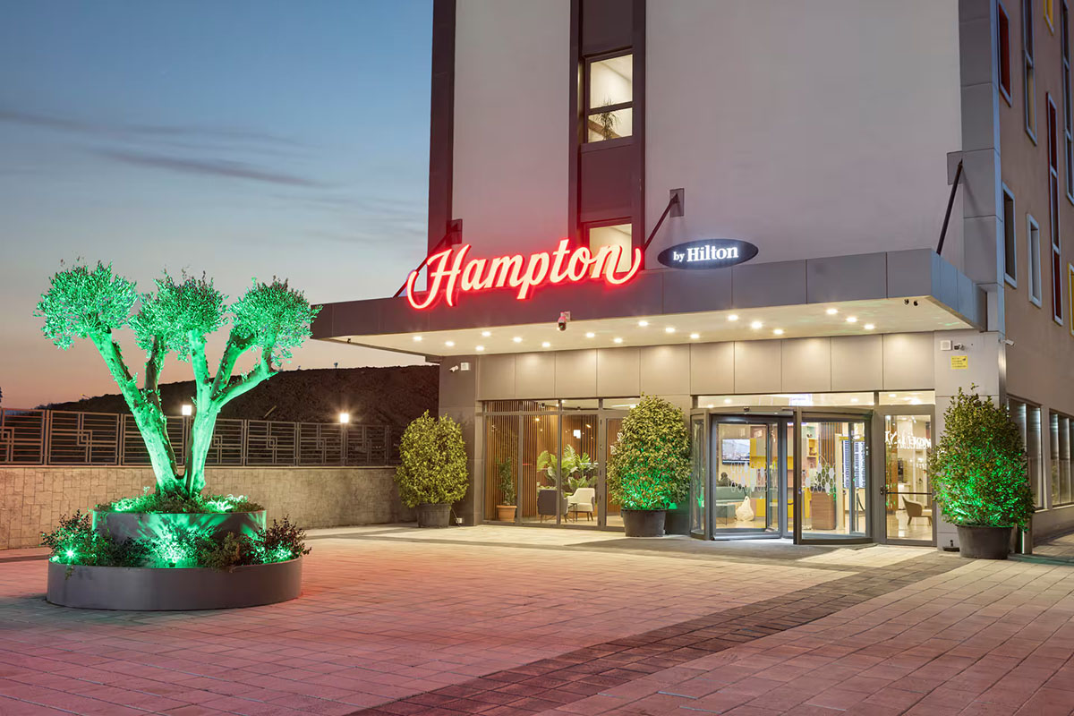 airport to Hampton by Hilton Istanbul Arnavutkoy 