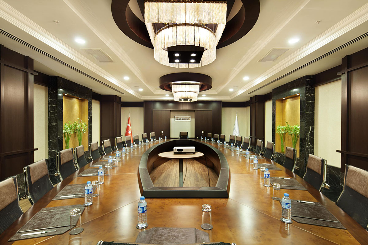 airport to Hilton Garden Inn Pendik sprinter transfer