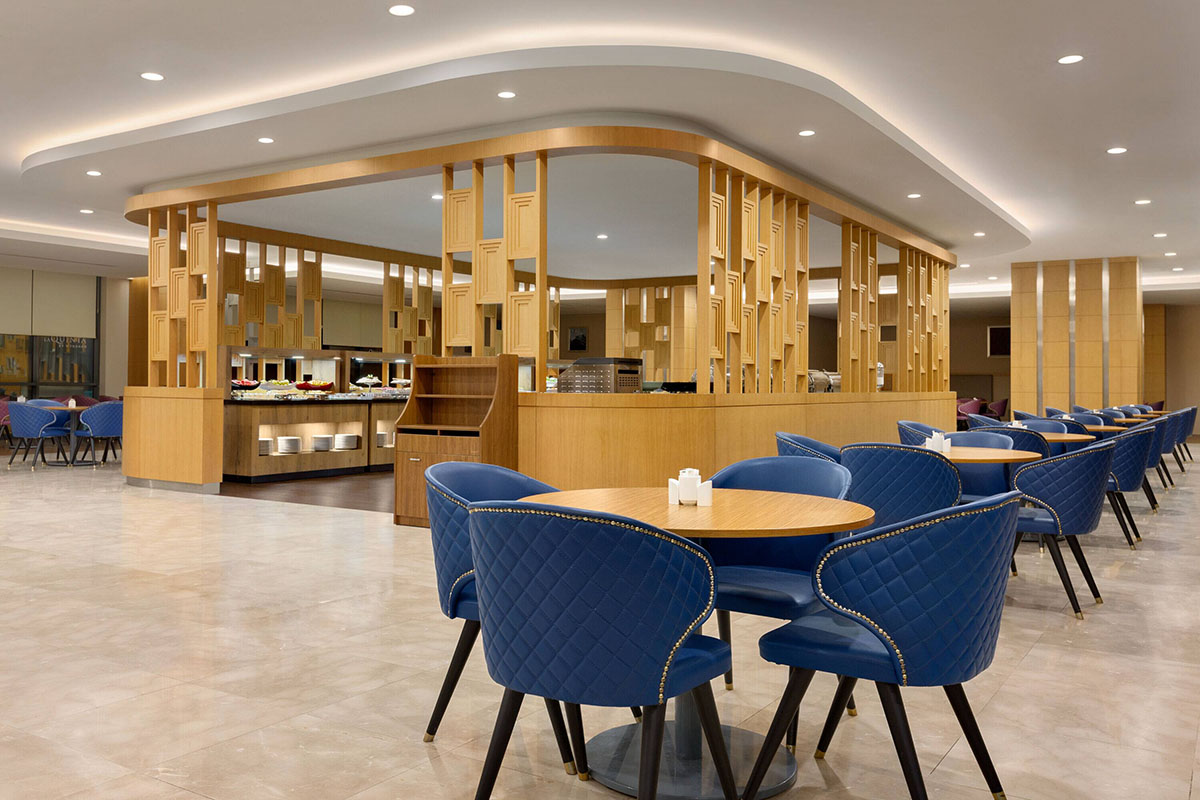 airport to La Quinta by Wyndham Gunesli