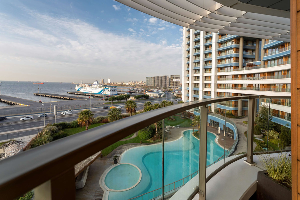 airport to radisson blu hotel ottomare