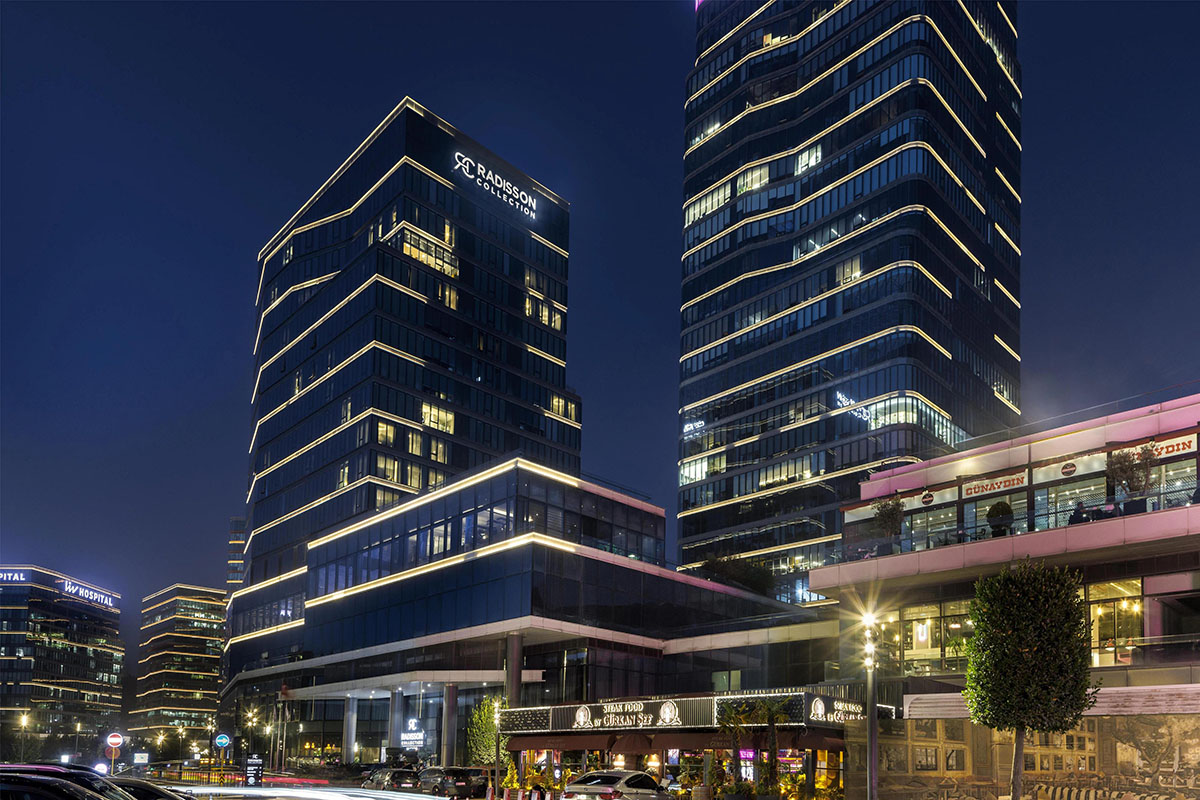 Airport to Radisson Residences Vadistanbul Transfer