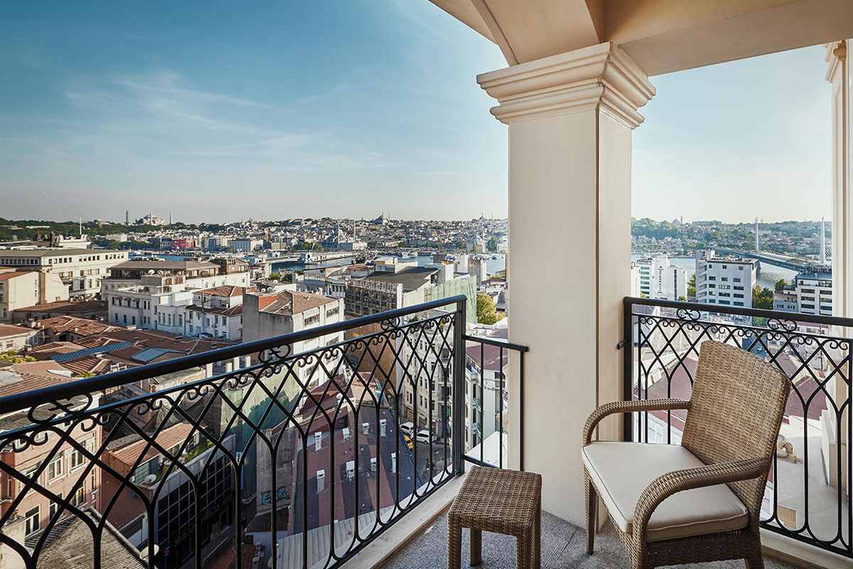 airport to The Galata Istanbul Hotel 