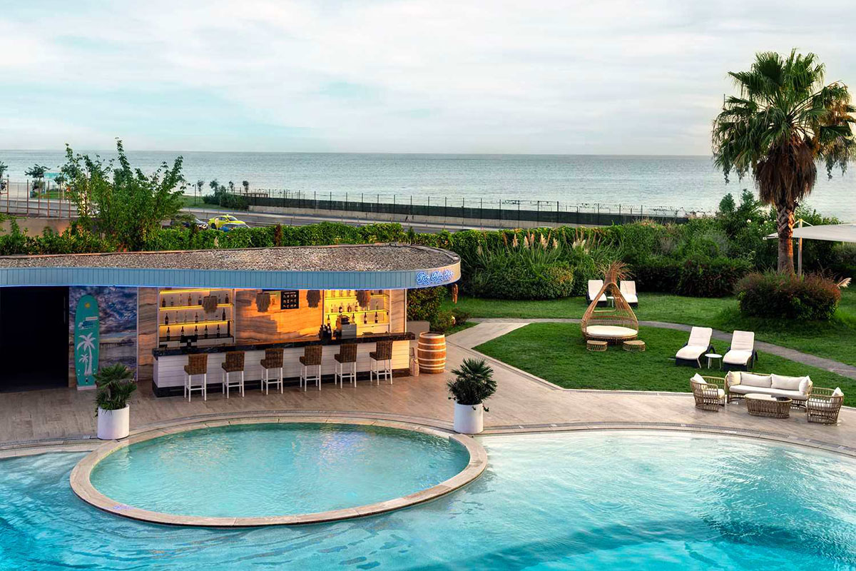 crowne plaza oryapark to airport