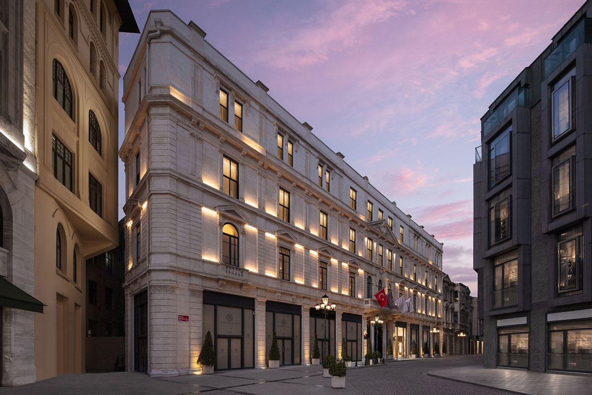Galataport to Sanasaryan Han Istanbul Luxury Collection