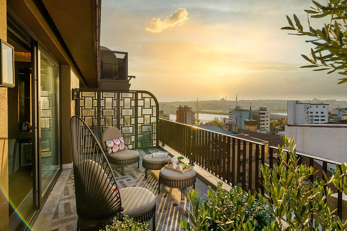 galataport to The Galata Istanbul Hotel 