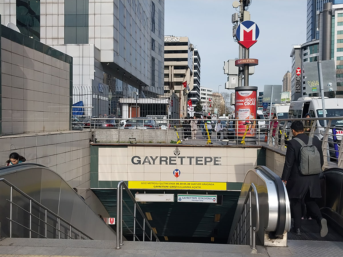 Gayrettepe metro transfer