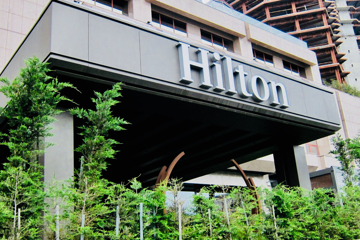 hilton istanbul maslak transfer