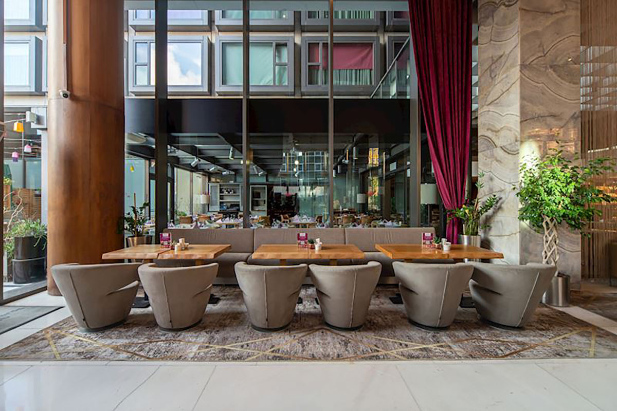 Istanbul Airport to Crowne Plaza Istanbul Harbiye Transfer