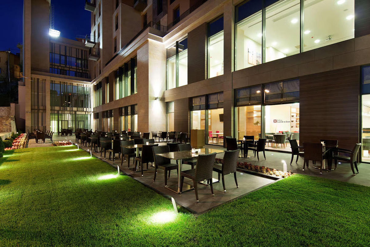 Istanbul Airport to Dosso Dossi Hotels Golden Horn