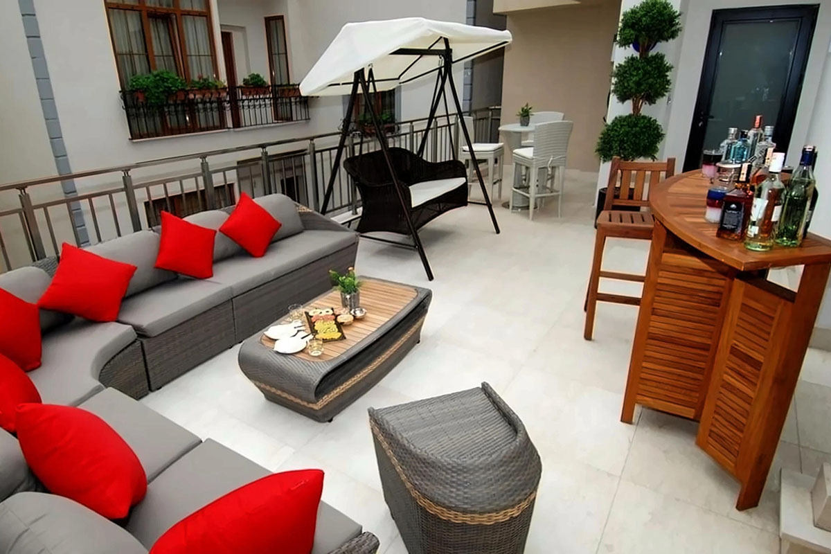 Istanbul Airport to Dosso Dossi Hotels Old City Transfer