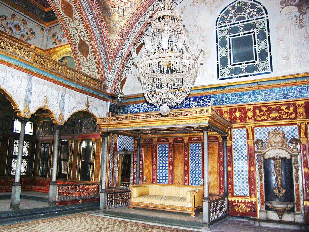 istanbul airport to Topkapi Palace 