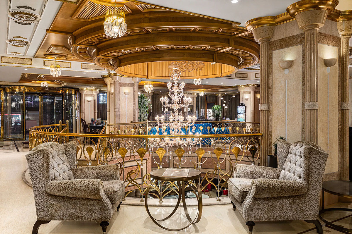 istanbul airport to Wyndham Old City transfer