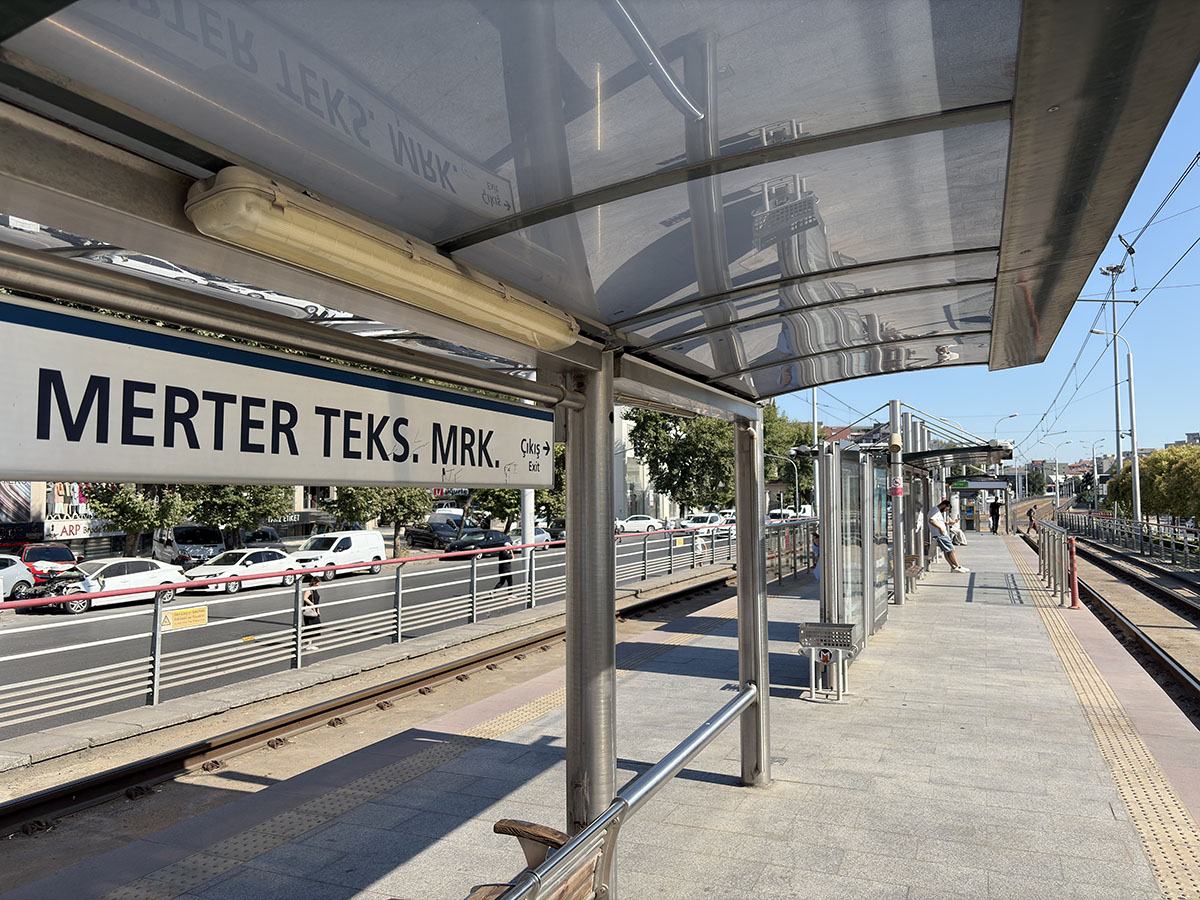 Merter metro transfer