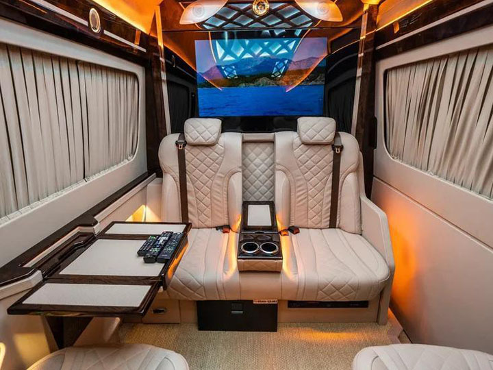 Movenpick Living Istanbul Camlivadi preminium sprinter transfer