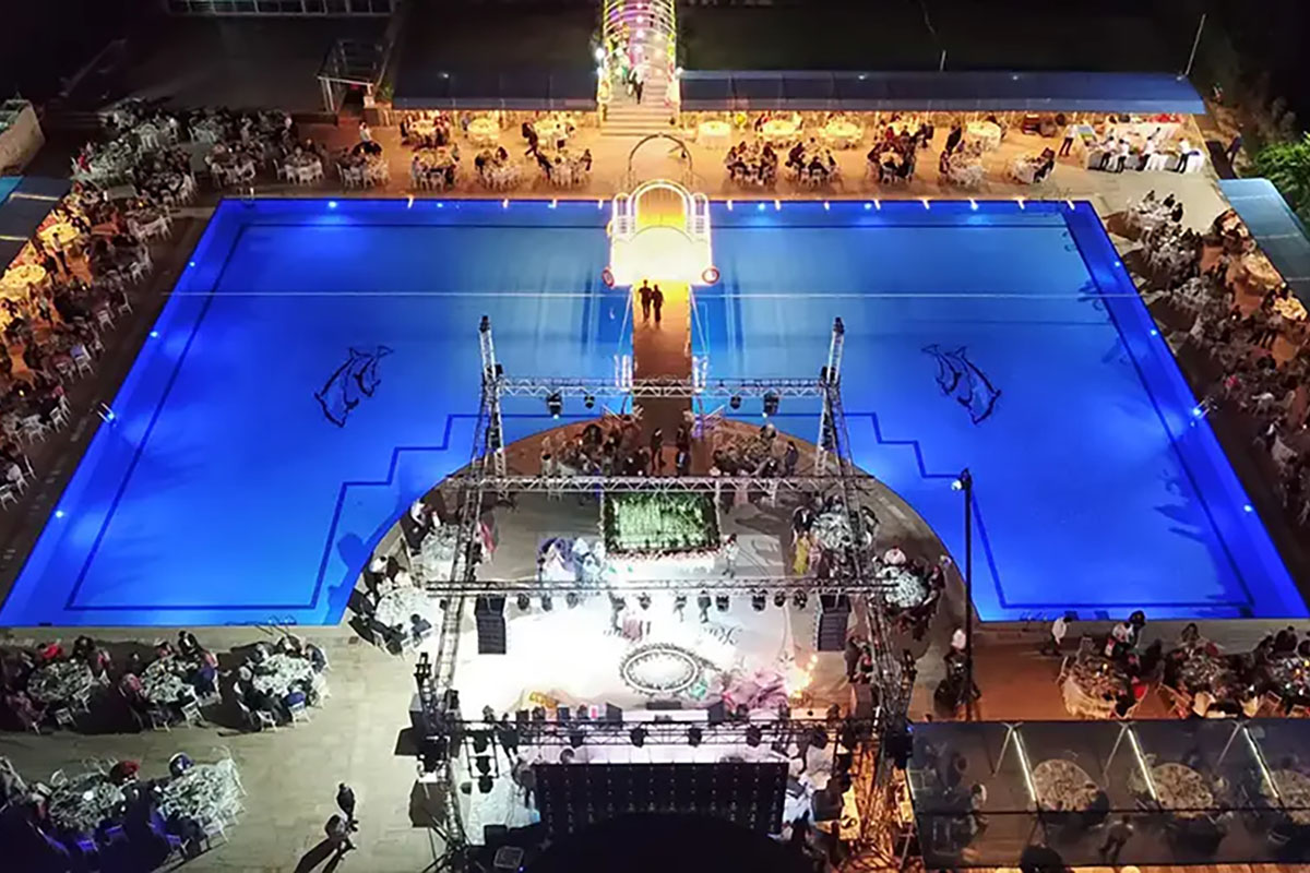 pool eser Diamond hotel