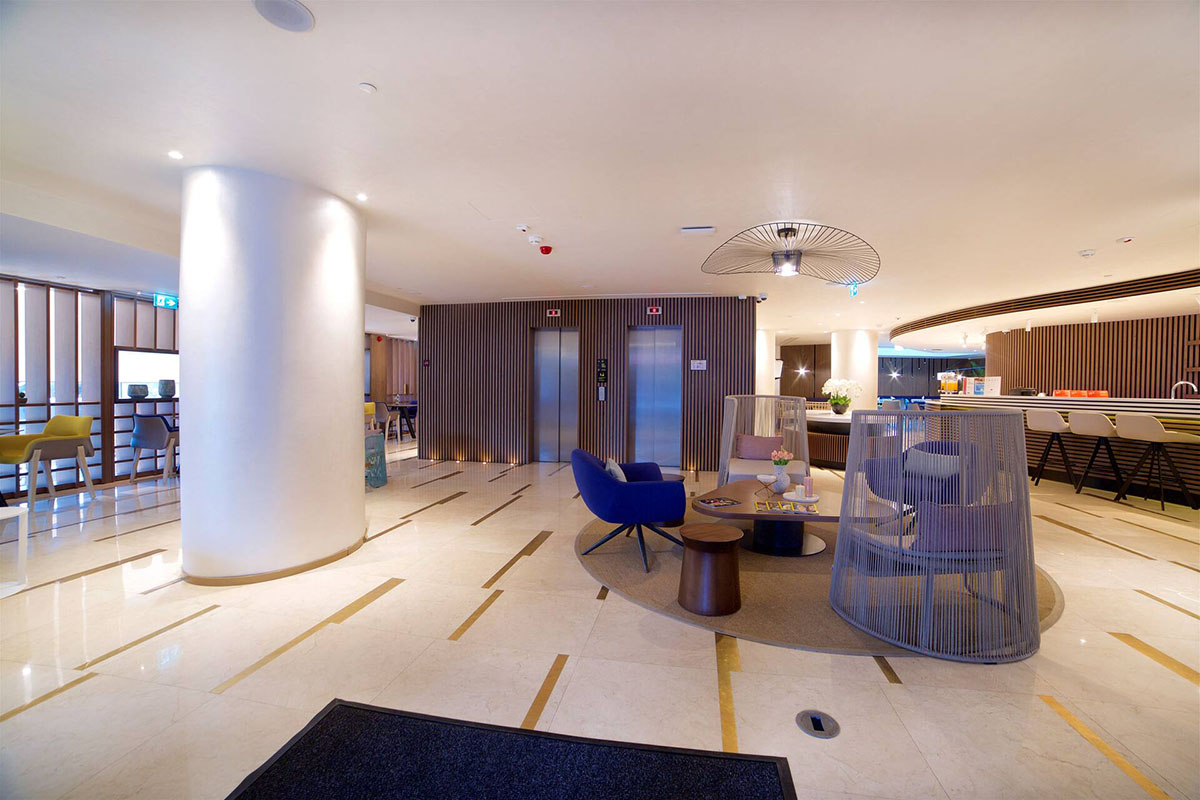 private transfer Hampton by Hilton Istanbul Old City transfer 