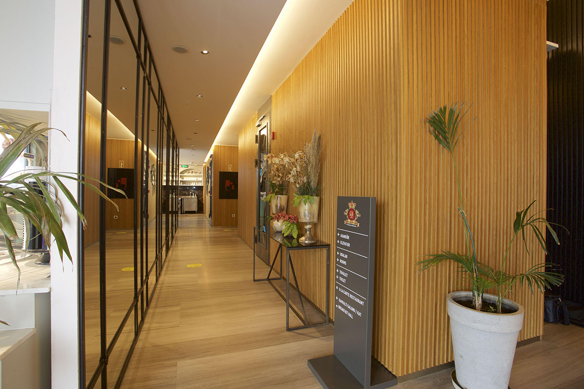 Sabiha Gokcen to Dosso Dossi Hotels Yenikapi Transfer 