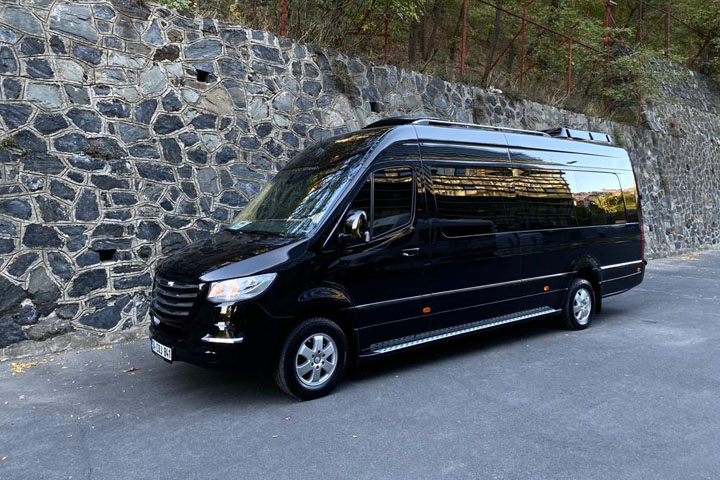 Mercedes Sprinter city transfer in Istanbul, offering spacious and comfortable transportation for tourists and first-time visitors with local expert drivers.