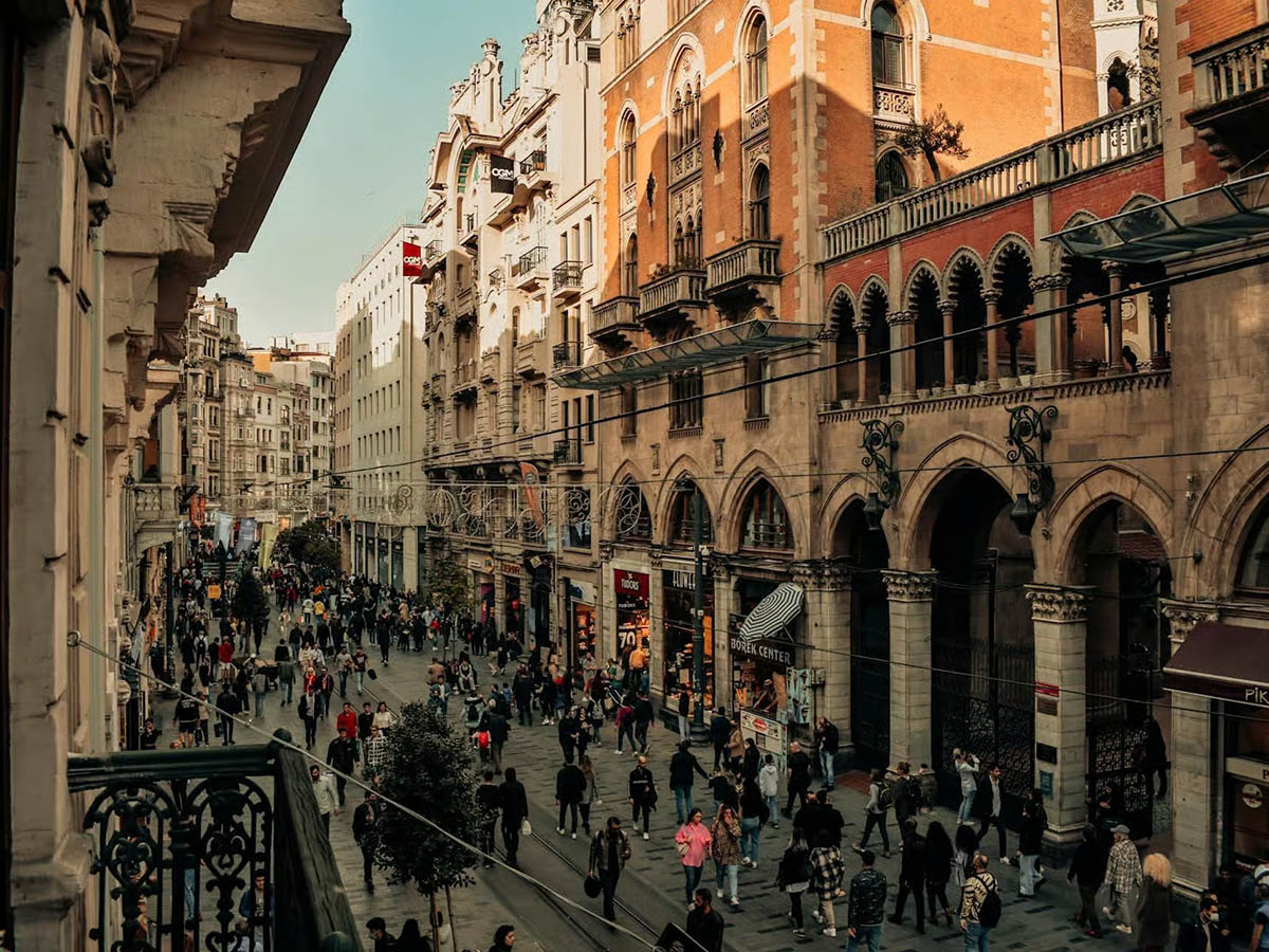 taksim istiklal street