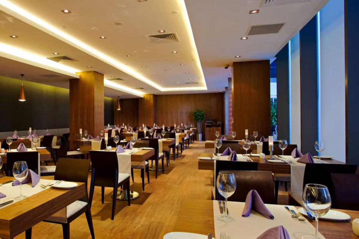 Transfer to Crowne Plaza Istanbul Harbiye