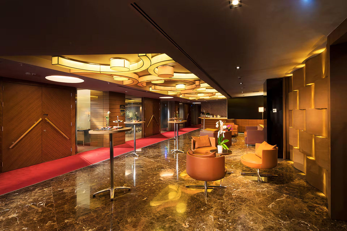transfer to DoubleTree by Hilton Istanbul Old Town