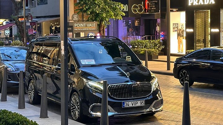 Mercedes Benz ultra vip vito V