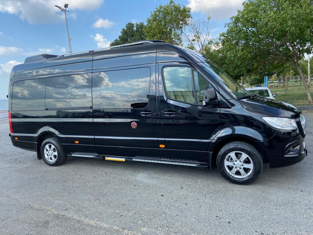 La Quinta by Wyndham Gunesli Sprinter transfer